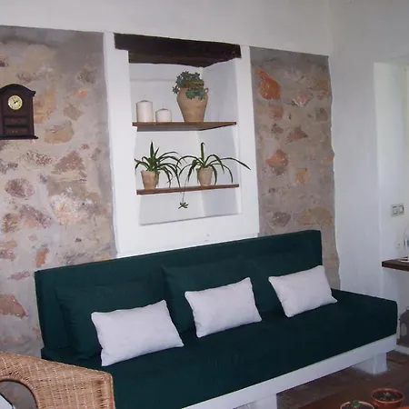 Casa De Abajo