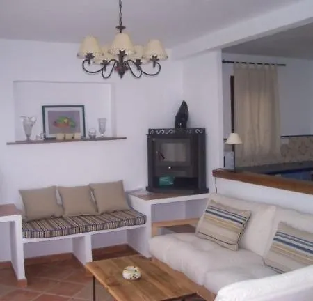 Casa De Abajo